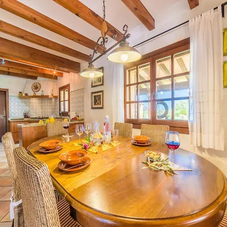 For 6 Guests,