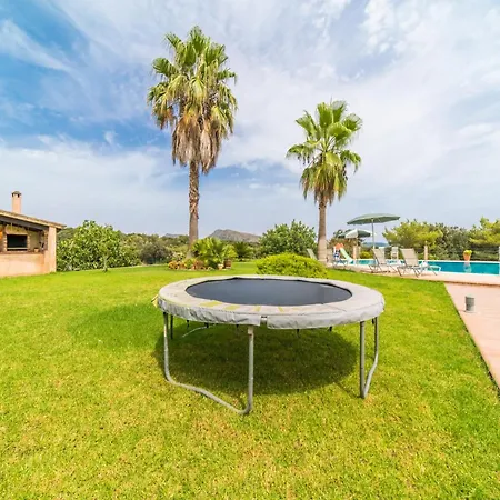 For 6 Guests, Tatil Evi Artá